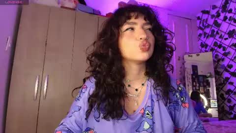 Snapshot of valenor_ chatting on 06/25/26, 05:12 valentina online show from 06/25/26, 05:12