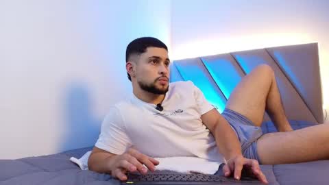 Snapshot of valenssio_moretti chatting on 05/26/26, 12:50 valenssio_moretti online show from 05/26/26, 12:50
