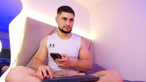 valenssio_moretti online show from 07/02/26, 01:27
