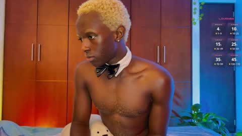   Valentin  independent Cam Boy     online show from 12/10/24, 06:01