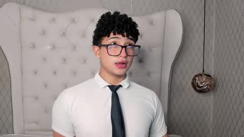 Valentin0 online show from 11/03/25, 12:28