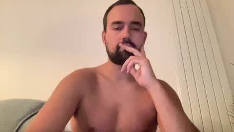 Snapshot of valentin726761 chatting on 02/10/25, 11:57 valentin726761 online show from 02/10/25, 11:57