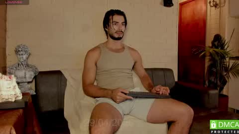 valentin_hoffman online show from 05/03/26, 12:33