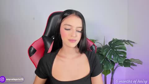 Valentina Torres online show from 03/12/25, 10:50