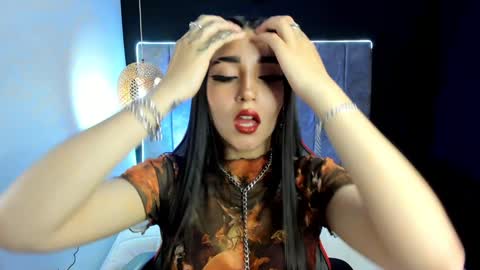 Snapshot of valentina_asmodea chatting on 12/08/24, 08:15 VALENTINA online show from 12/08/24, 08:15