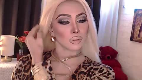 Amanda online show from 10/13/25, 03:17