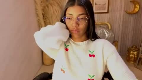 Snapshot of valentina_gomez_s chatting on 07/14/26, 12:33 Valentina online show from 07/14/26, 12:33