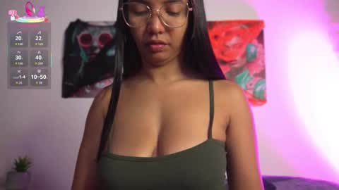 VALENTINA online show from 10/25/25, 11:07