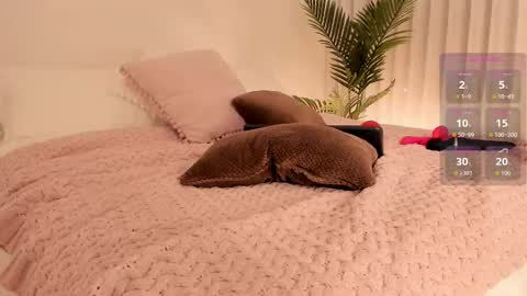 VALENTINA  online show from 11/26/25, 12:22