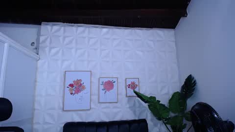 Valentina  online show from 11/01/25, 10:45