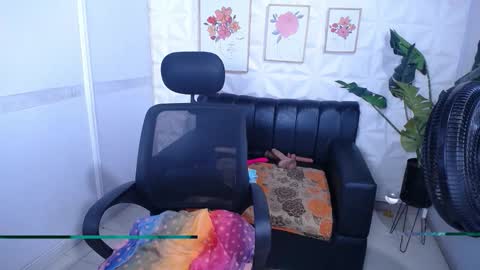 Valentina  online show from 03/13/26, 08:59