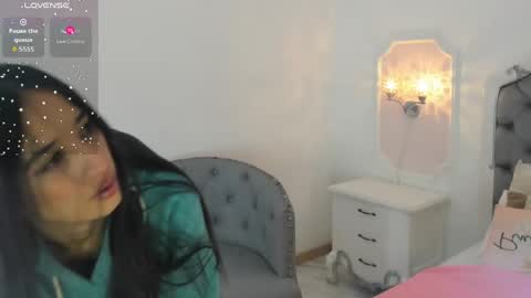 Valentina  online show from 04/17/26, 12:19