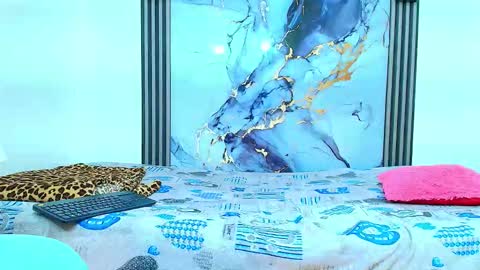 valentina_y_sneiderr online show from 01/13/26, 07:19