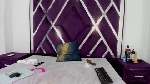 valentinaasm online show from 03/25/26, 01:17