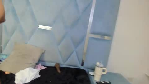 valentinaasm online show from 04/15/26, 04:58