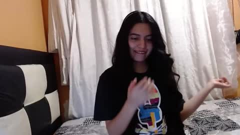 valentinasmith18 online show from 02/25/26, 12:20