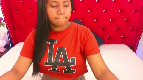 Snapshot of valentinavega18x chatting on 04/13/26, 08:42 valentina vega online show from 04/13/26, 08:42