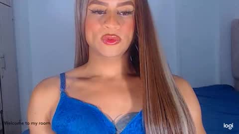Snapshot of valentinaxxxdoll chatting on 05/11/26, 07:11 VALENTINA online show from 05/11/26, 07:11
