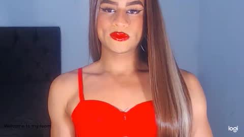 Snapshot of valentinaxxxdoll chatting on 06/01/26, 02:02 VALENTINA online show from 06/01/26, 02:02