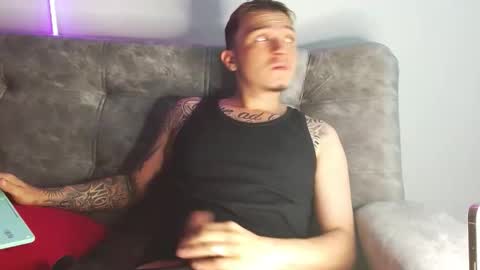 Nick online show from 11/25/25, 01:33