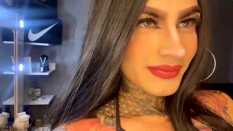 valentino_bs online show from 02/18/26, 05:53