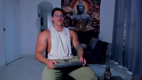    online show from 10/30/25, 08:09