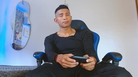 Mistery Guy online show from 11/03/25, 07:48