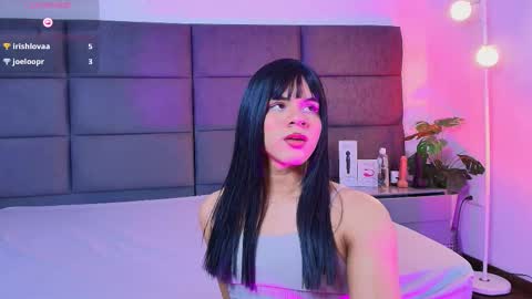 valentino moon online show from 01/10/26, 02:57