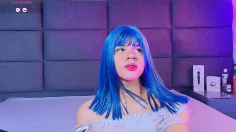 valentino moon online show from 01/12/26, 02:50