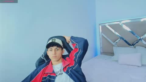 valentino_rey online show from 04/16/26, 12:06