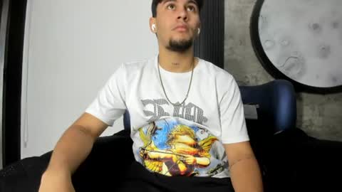 valentino_stonee online show from 07/13/26, 07:27