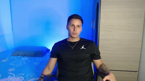 VALENTINO online show from 01/05/26, 10:57