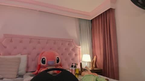 Vale Toro  online show from 02/26/25, 12:14