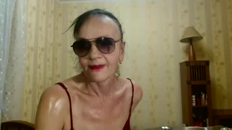 Snapshot of valenttijm3851 chatting on 10/03/25, 01:52 valentijm online show from 10/03/25, 01:52