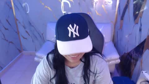 valeri_harpers4 online show from 09/24/25, 03:04