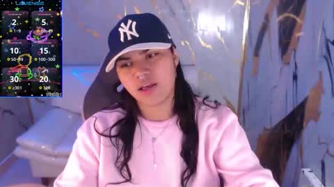 valeri_harpers4 online show from 10/15/25, 12:05