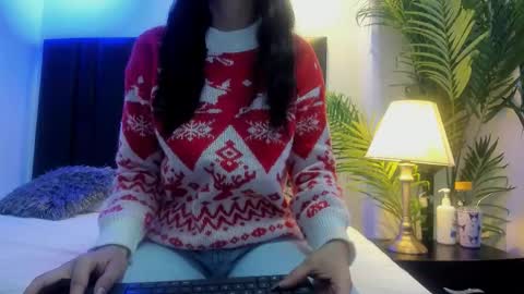 valeri_tafur online show from 12/23/25, 10:57
