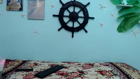 Snapshot of valeria18sexy chatting on 11/18/25, 01:11 valeria online show from 11/18/25, 01:11