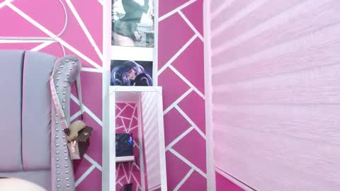 Snapshot of valeria552611 chatting on 02/07/25, 07:17 VALERIA online show from 02/07/25, 07:17