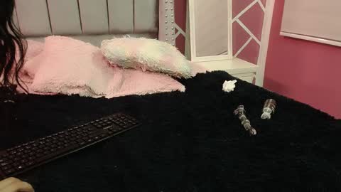 Snapshot of valeria552611 chatting on 02/26/25, 01:21 VALERIA online show from 02/26/25, 01:21