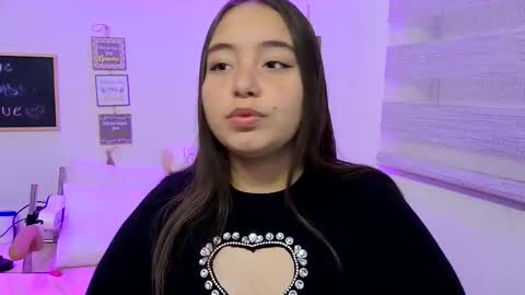 Snapshot of valeria_cherry chatting on 05/01/26, 06:40 valeria online show from 05/01/26, 06:40
