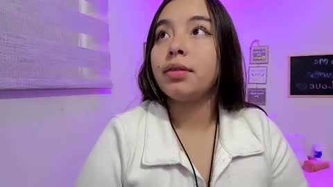 Snapshot of valeria_cherry chatting on 05/16/26, 10:36 valeria online show from 05/16/26, 10:36