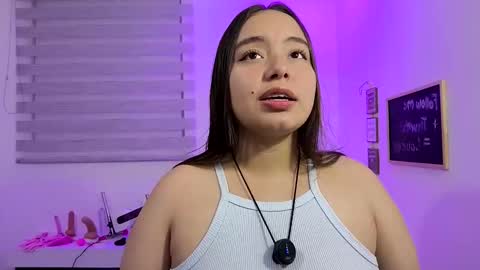Snapshot of valeria_cherry chatting on 05/23/26, 02:06 valeria online show from 05/23/26, 02:06