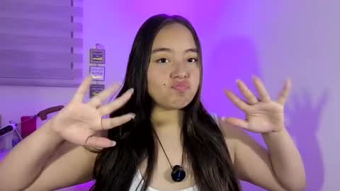 Snapshot of valeria_cherry chatting on 06/30/26, 03:18 valeria online show from 06/30/26, 03:18