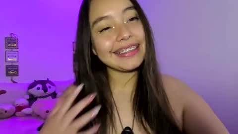Snapshot of valeria_cherry chatting on 07/09/26, 03:32 valeria online show from 07/09/26, 03:32