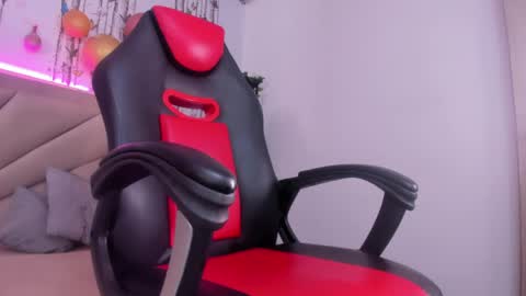 Snapshot of valeria_dark_ chatting on 05/06/26, 07:08 valeria online show from 05/06/26, 07:08