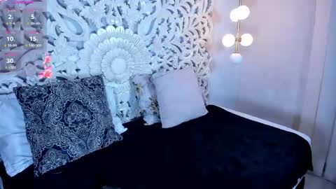 Valeria online show from 06/07/26, 11:47