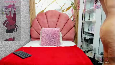 Snapshot of valeria_rivera1 chatting on 06/18/26, 07:07 Costume lover online show from 06/18/26, 07:07