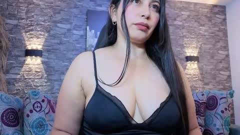valeria_vg online show from 04/13/26, 11:59