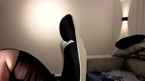 valeria_vg online show from 05/23/26, 11:14